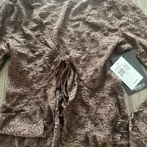 Forever 21 Lace Textured Top in Brown